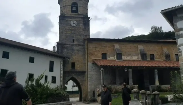 Cover image for Arribe