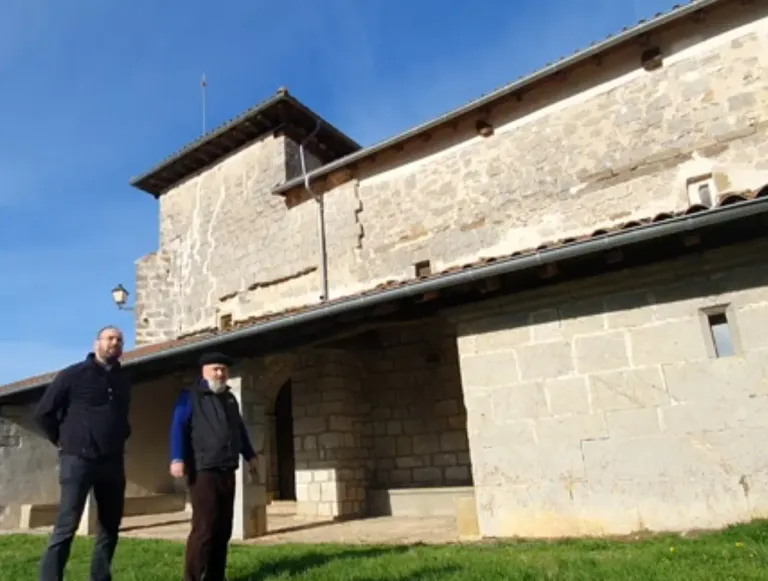 Cover image for Goldaratz